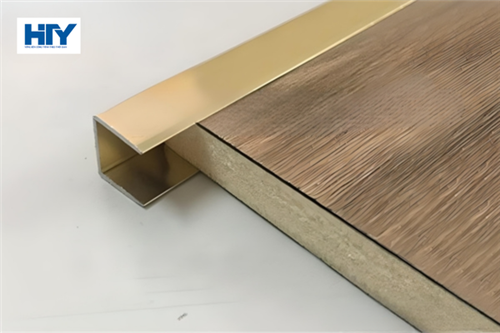 Cách sử dụng nẹp chữ U để tạo điểm nhấn sang trọng cho vách đầu giường