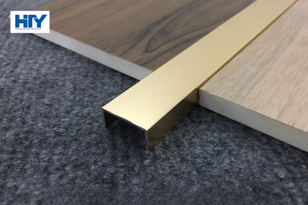 Thực hư việc nẹp inox HTY có bị bay màu không?