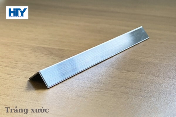 Hướng dẫn vệ sinh và bảo quản nẹp inox chữ V luôn như mới