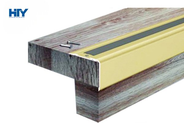 Nẹp chống trơn TL65