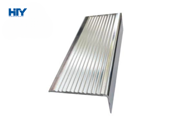 Nẹp chống trơn NLP45