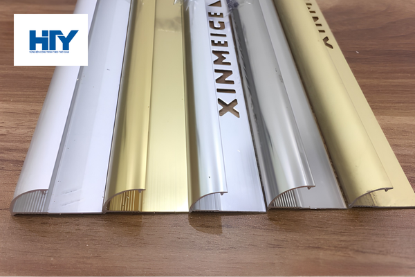 Nẹp góc ngoài nhôm YC10