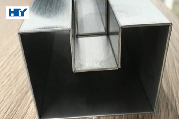 Đố kính hộp U inox